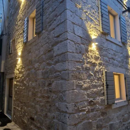 Feriehus Viu2 Castle Kaštela