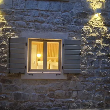 Viu2 Castle * Kaštela