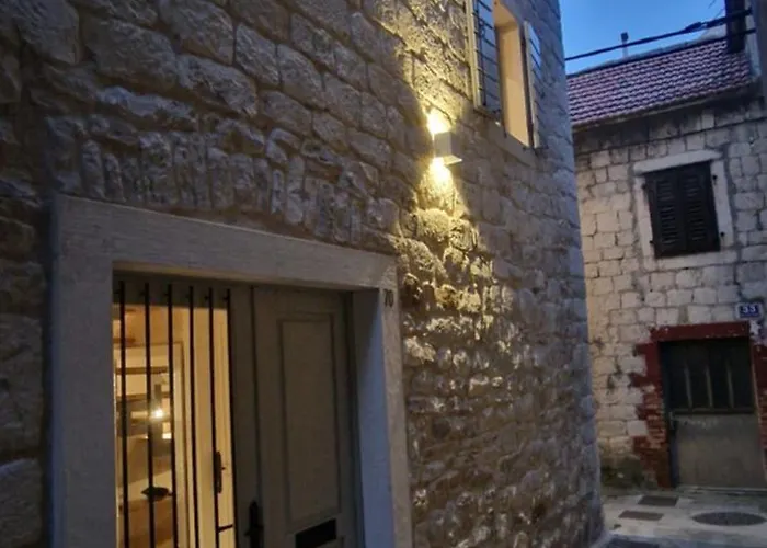 Viu2 Castle